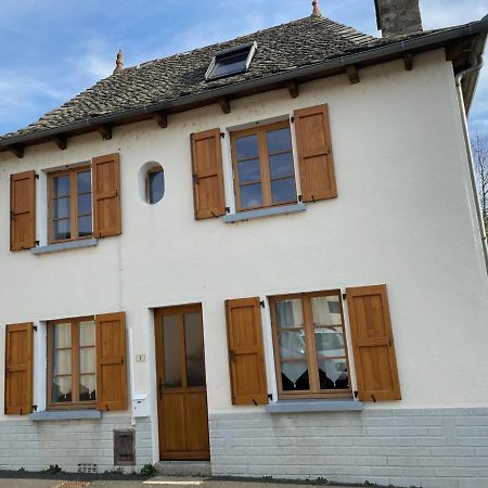 Charmante Maison 3 Chambres Avec Jardin, Cheminee, Parking, Proche Conques Et Activites Plein Air - Fr-1-742-168 Cassaniouze Dış mekan fotoğraf